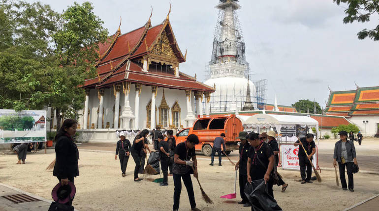 เมืองคอนแก้ไขน้ำท่วมขังวัดพระมหาธาตุฯ