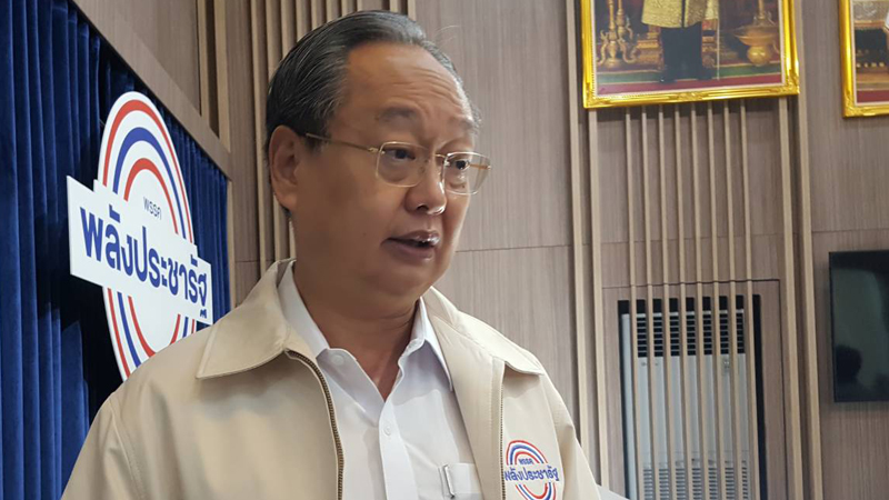 “สนธิรัตน์”เปิดศูนย์ผลิตเจล ล้างมือแจกประชาชน
