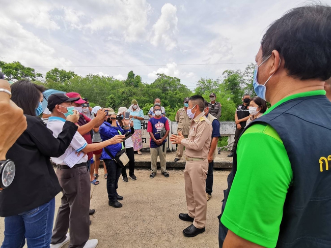 ผู้ว่าฯเมืองคอน  ขอให้ตรังเปิดถนนจุดเชื่อม 