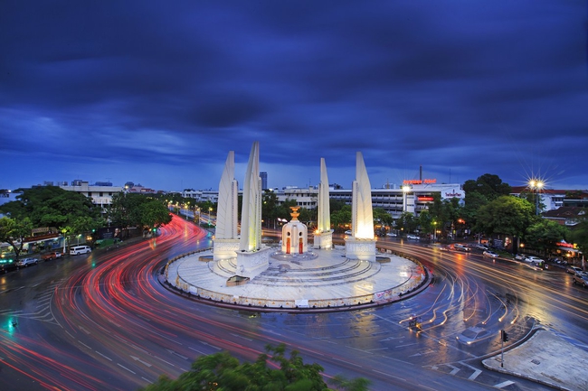 อนุสาวรีย์ประชาธิปไตย