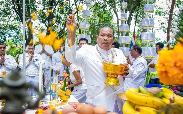 พราหมณ์สุเมธ พรหมชาติ